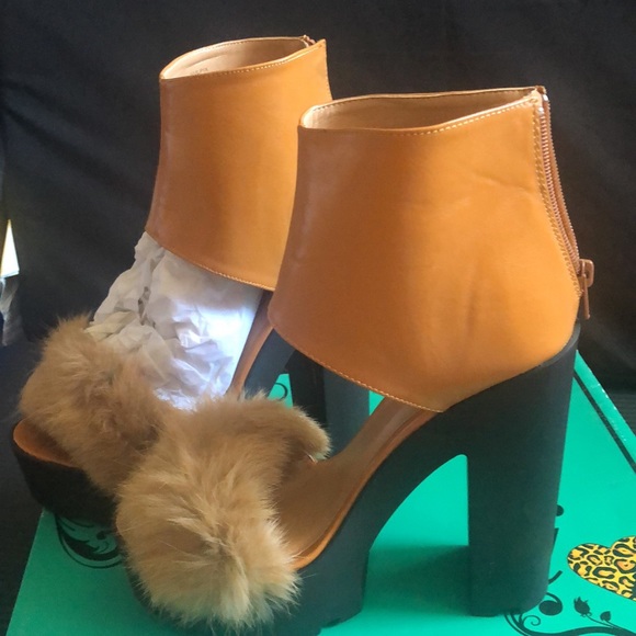 New Tan platforms - Picture 2 of 4